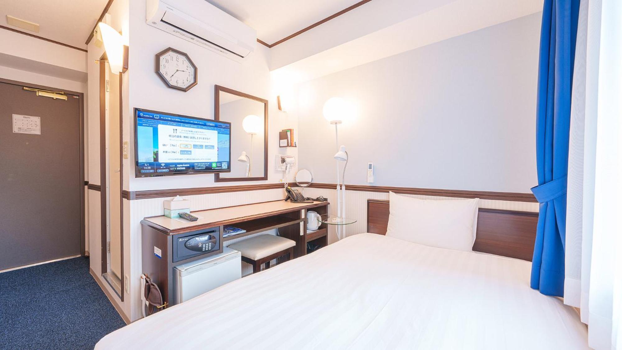 Toyoko Inn Shin-Osaka-eki Higashi-guchi Værelse billede