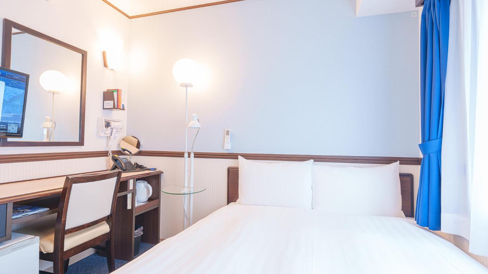 Toyoko Inn Shin-Osaka-eki Higashi-guchi Værelse billede